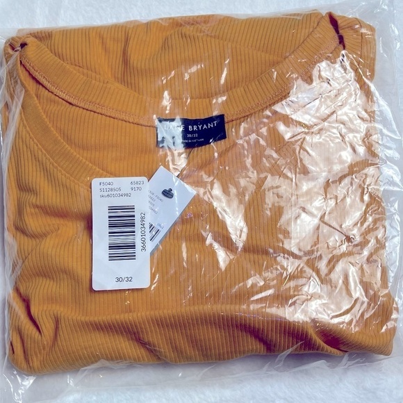 HP⭐️ Lane Bryant Sizes 22-32W Adjustable Drawcord Sunflower Top K94.10 - Picture 5 of 6